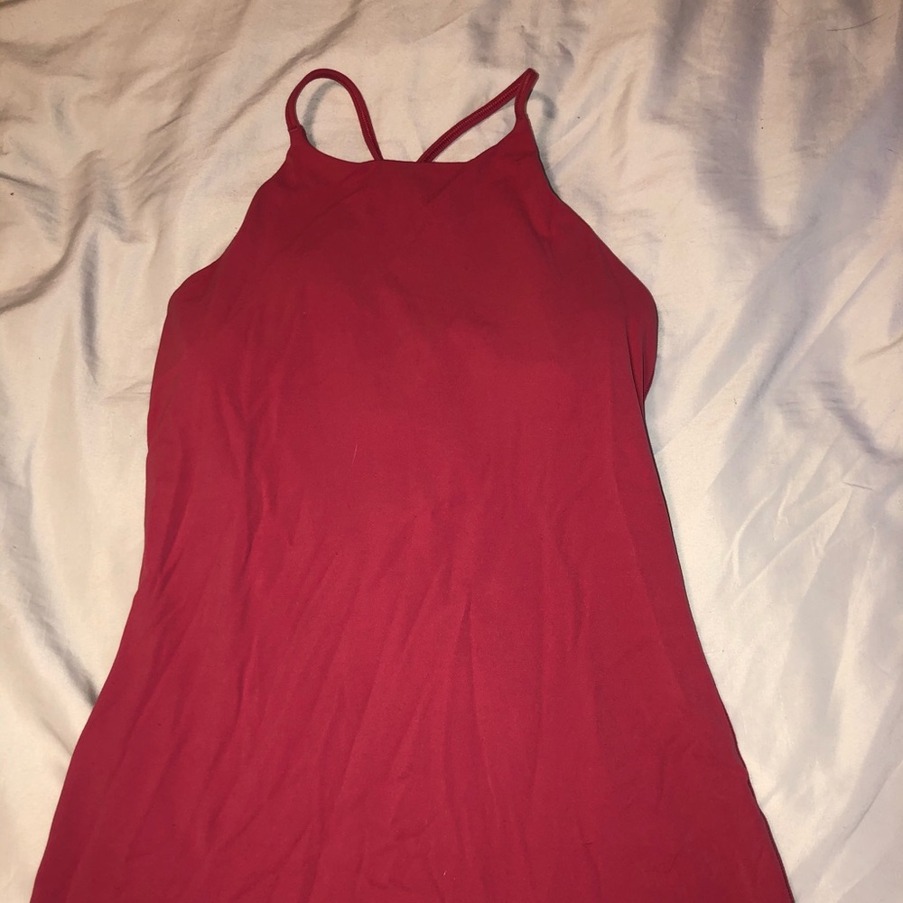 Size 4 Lulu High Neck Tank